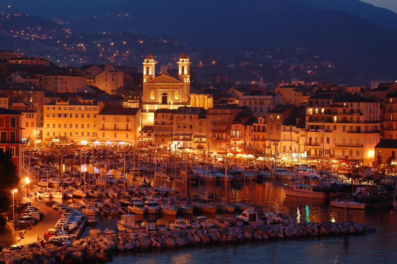 דירות בסטיה Beau T2 Sur Le Vieux Port, Centre De Bastia מראה חיצוני תמונה